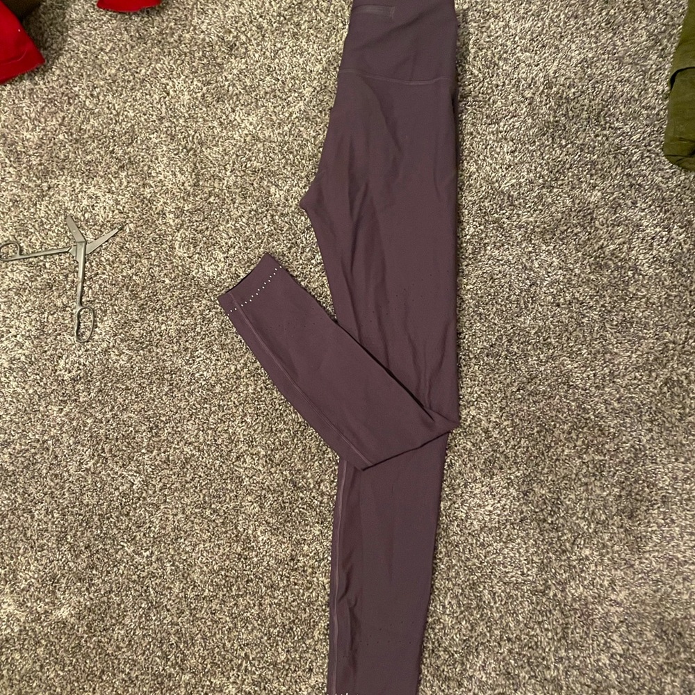Lululemon reflective run leggings